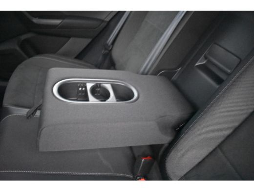 Volkswagen T-Roc 1.5 TSI 150PK R-line | TREKHAAK | STOELVERW. | CAMERA ACHTER | ADAPT. CRUISE | APP. CONNECT | AIR... ActivLease financial lease