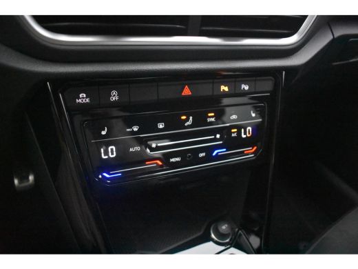 Volkswagen T-Roc 1.5 TSI 150PK R-line | TREKHAAK | STOELVERW. | CAMERA ACHTER | ADAPT. CRUISE | APP. CONNECT | AIR... ActivLease financial lease