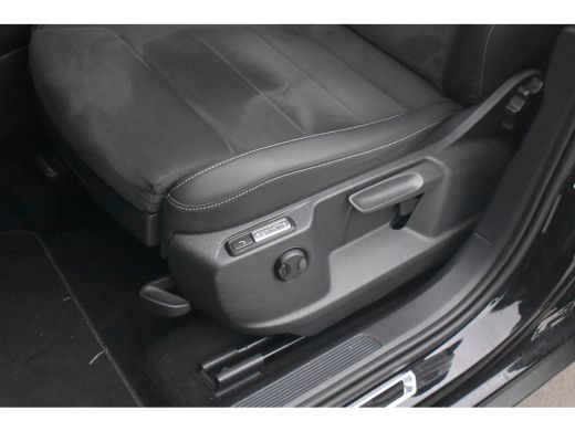 Volkswagen T-Roc 1.5 TSI 150PK R-line | TREKHAAK | STOELVERW. | CAMERA ACHTER | ADAPT. CRUISE | APP. CONNECT | AIR... ActivLease financial lease