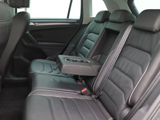 Volkswagen Tiguan 1.4 TSI eHybrid Elegance 245PK DSG Pano-Schuifdak, Trekhaak, Leder, Memorystoel, 360gr. Camera, S... ActivLease financial lease