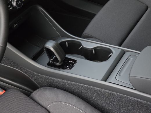 Volvo  EC40 300 kW Twin Motor AWD Plus Black Edition | Panoramadak | 360 Camera | Harman/Kardon | Pilot Assist ActivLease financial lease