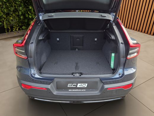 Volvo  EC40 300 kW Twin Motor AWD Plus Black Edition | Panoramadak | 360 Camera | Harman/Kardon | Pilot Assist ActivLease financial lease