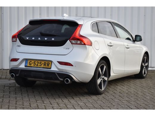 Volvo  V40 1.5 T3 Polar+ Sport Lage KM! | Crystal White! On Call ActivLease financial lease