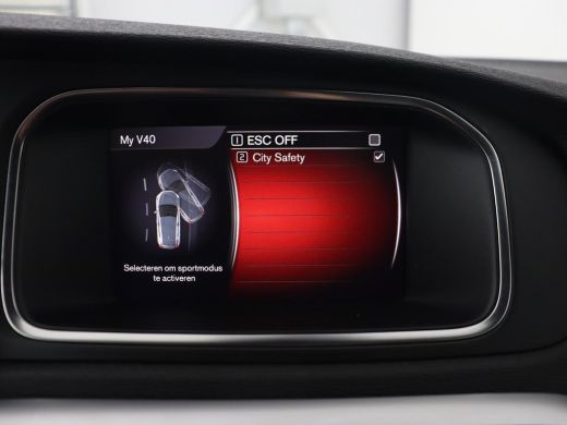 Volvo  V40 2.0 T4 Sport | Stoelverwarming | Camera | Leder/Alcantara | Park Assist | Full LED | Navigatie | ... ActivLease financial lease