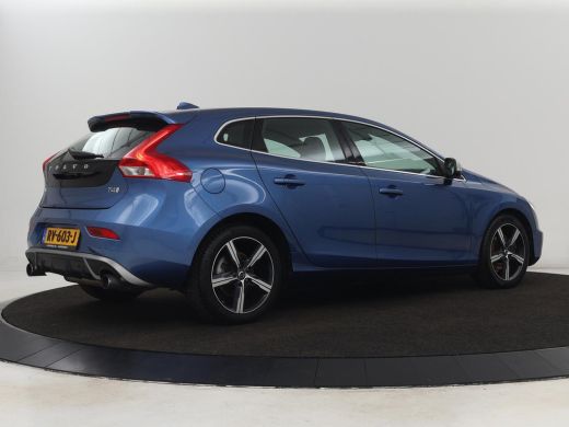Volvo  V40 2.0 T4 Sport | Stoelverwarming | Camera | Leder/Alcantara | Park Assist | Full LED | Navigatie | ... ActivLease financial lease