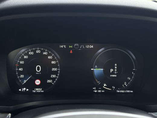 Volvo  V60 2.0 T8 Twin Engine AWD Inscription | Gelamineerd glas | 360 camera | Sportstoel | BLIS | Pilot As... ActivLease financial lease