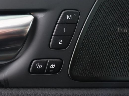 Volvo  XC60 2.0 Recharge T6 AWD Inscription | Panoramadak | Trekhaak | Leder | Stoel & stuurverwarming | Adap... ActivLease financial lease