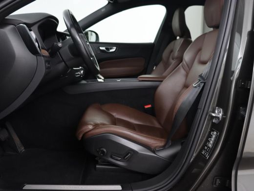 Volvo  XC60 2.0 Recharge T6 AWD Inscription | Panoramadak | Trekhaak | Leder | Stoel & stuurverwarming | Adap... ActivLease financial lease