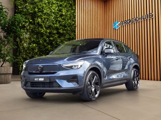 Volvo  EC40 300 kW Twin Motor AWD Plus Black Edition | Panoramadak | 360 Camera | Harman/Kardon | Pilot Assist