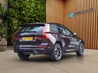 Volvo  XC60 2.0 T6 Plug-in hybrid AWD Ultra Dark | Trekhaak | 360 Camera | Panoramadak | Harman/Kardon | Pilo...