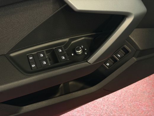 Audi A3 Sportback 40 TFSI E 204 PK PHEV ADVANCED SPORT MMI NAVI ELEK.KLEP CAMERA CARPLAY VIR.COCKPIT KEYL... ActivLease financial lease