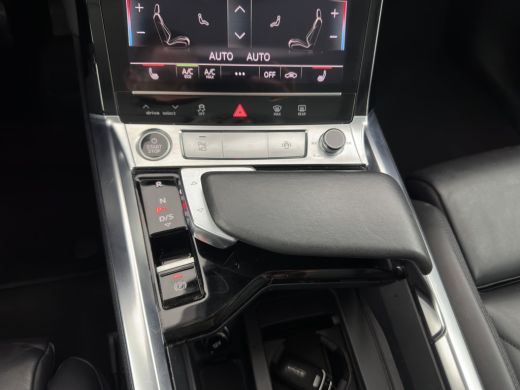 Audi e-tron 55 quattro Business edition Plus 95 kWh [ 3-Fase ] {SOH-88%} (INCL-BTW) *PANO | LUXURY-LEATHER | ... ActivLease financial lease