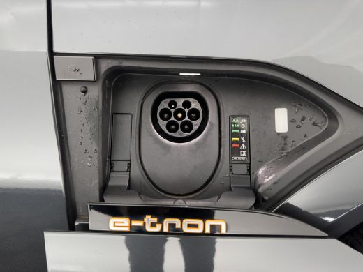 Audi e-tron 55 quattro Business edition Plus 95 kWh [ 3-Fase ] {SOH-88%} (INCL-BTW) *PANO | LUXURY-LEATHER | ... ActivLease financial lease