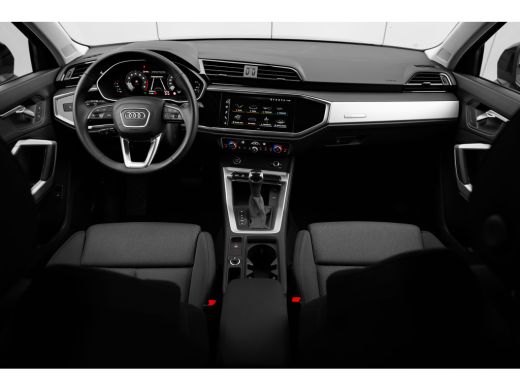 Audi Q3 35 TFSI S edition Competition 150Pk | Trekhaak | Stoelverw. voor | Camera achter | Keyless | Adap... ActivLease financial lease