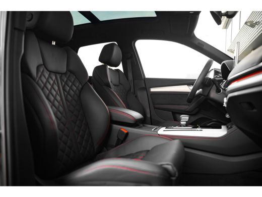 Audi Q5 50 TFSI e S edition Competition | Panoramadak | Luchtvering | City | Tour | Trekhaak | Leder | HUD | ActivLease financial lease