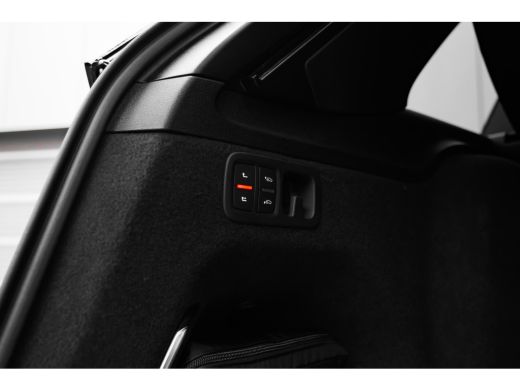 Audi Q7 60 TFSI e quattro Pro Line S Competition 490PK | Vier wiel besturing | Trekhaak | Supersport stoe... ActivLease financial lease