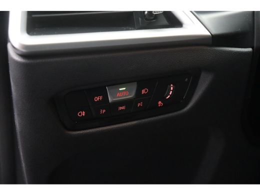 BMW i4 eDrive35 M Sport / Schuif-kanteldak / Trekhaak / Achteruitrijcamera / Stoelverwarming / Widescree... ActivLease financial lease