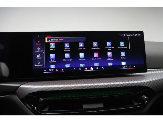 BMW i4 eDrive35 M Sport / Schuif-kanteldak / Trekhaak / Achteruitrijcamera / Stoelverwarming / Widescree... ActivLease financial lease