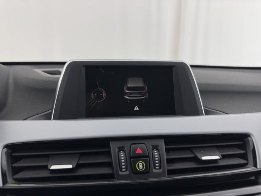 BMW X1 sDrive20i Executive (INCL-BTW) Aut. *LED-LIGHTS | NAVI-FULLMAP | COMFORT-SEATS | ECC | PDC | CRUI... ActivLease financial lease