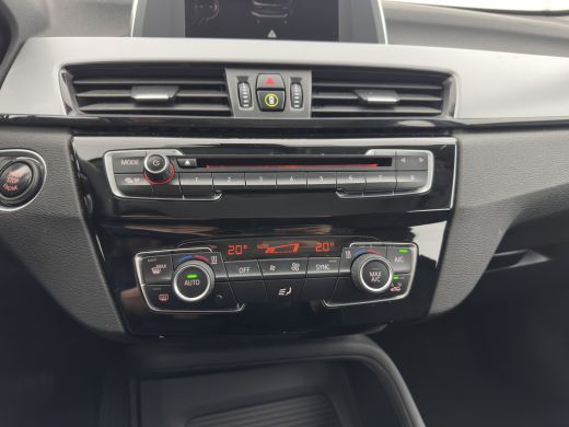 BMW X1 sDrive20i Executive (INCL-BTW) Aut. *LED-LIGHTS | NAVI-FULLMAP | COMFORT-SEATS | ECC | PDC | CRUI... ActivLease financial lease