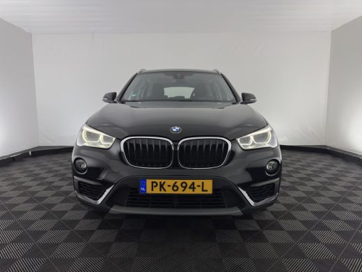 BMW X1 sDrive20i Executive (INCL-BTW) Aut. *LED-LIGHTS | NAVI-FULLMAP | COMFORT-SEATS | ECC | PDC | CRUI... ActivLease financial lease
