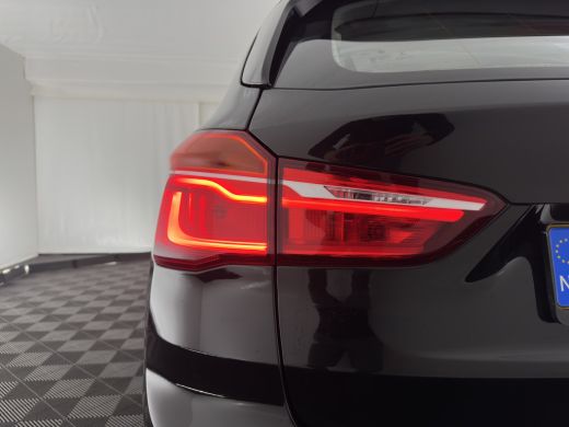 BMW X1 sDrive20i Executive (INCL-BTW) Aut. *LED-LIGHTS | NAVI-FULLMAP | COMFORT-SEATS | ECC | PDC | CRUI... ActivLease financial lease