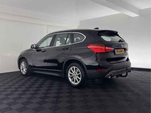 BMW X1 sDrive20i Executive (INCL-BTW) Aut. *LED-LIGHTS | NAVI-FULLMAP | COMFORT-SEATS | ECC | PDC | CRUI... ActivLease financial lease