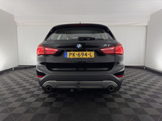 BMW X1 sDrive20i Executive (INCL-BTW) Aut. *LED-LIGHTS | NAVI-FULLMAP | COMFORT-SEATS | ECC | PDC | CRUI... ActivLease financial lease