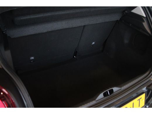 Citroën C3 1.2 Turbo 110-PK C-Series | NAVI | CARPLAY | PDC | 16" LMV | CLIMATE CONTROL | COMFORT STOELEN | ActivLease financial lease