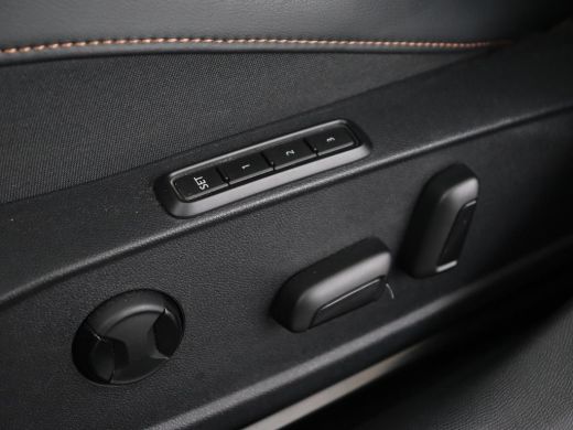 CUPRA Formentor 1.4 e-Hybrid VZ | 245pk | Stoelverwarming | Carplay | Camera | Adaptive cruise | Navigatie | Keyl... ActivLease financial lease