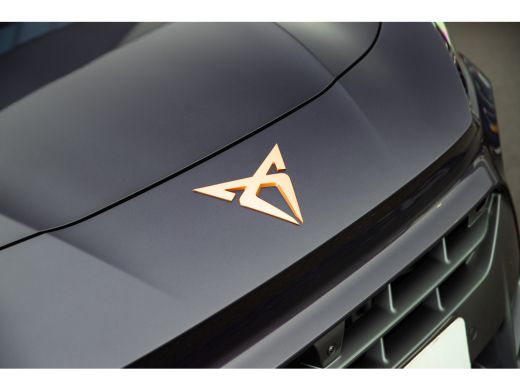 CUPRA Terramar 1.5 TSI e-Hybrid VZ Performance | 272 pk | Leder interieur | Panoramadak | Head-up | 20" inch | R... ActivLease financial lease