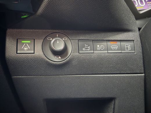 DS DS 7 225pk E-Tense Etoile (Elektrisch Schuifdak - Trekhaak - NightVision - Focal Electra - Leder incl ... ActivLease financial lease