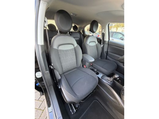 Fiat 500X 130pk Hybrid (Camera - LED - Automatische Airco - Parkeersensoren V+A - Navigatie via Apple Carpl... ActivLease financial lease