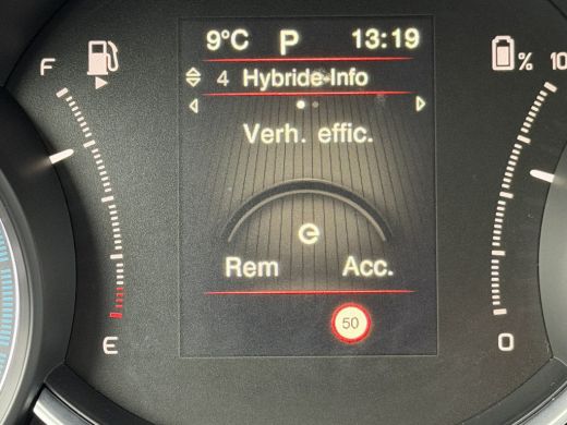 Fiat 500X 130pk Hybrid (Camera - LED - Automatische Airco - Parkeersensoren V+A - Navigatie via Apple Carpl... ActivLease financial lease