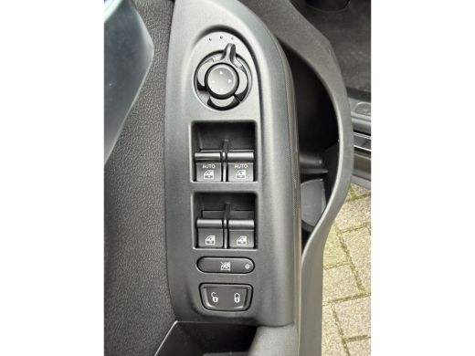 Fiat 500X 130pk Hybrid (Camera - LED - Automatische Airco - Parkeersensoren V+A - Navigatie via Apple Carpl... ActivLease financial lease