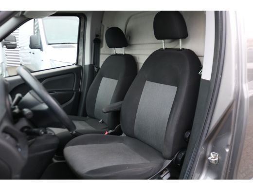 Fiat Doblò 1.6 MJ 105pk L1 H1 SX Airco Navigatie ActivLease financial lease