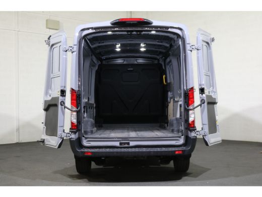 Ford E-Transit 350 L3 H2 Trend 68 kWh Navigatie Adapt. Cruise 360 Camera ActivLease financial lease