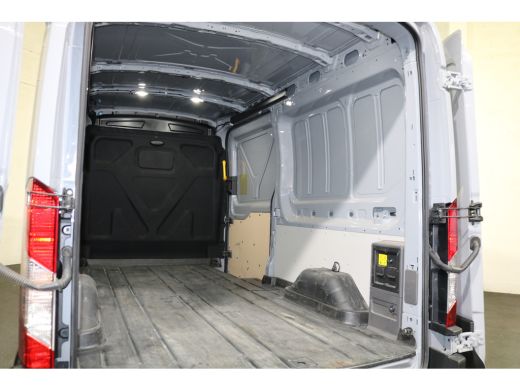 Ford E-Transit 350 L3 H2 Trend 68 kWh Navigatie Adapt. Cruise 360 Camera ActivLease financial lease