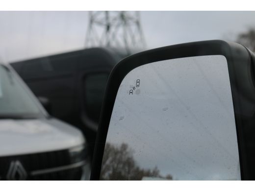 Ford E-Transit 350 L3 H2 Trend 68 kWh Navigatie Adapt. Cruise 360 Camera ActivLease financial lease