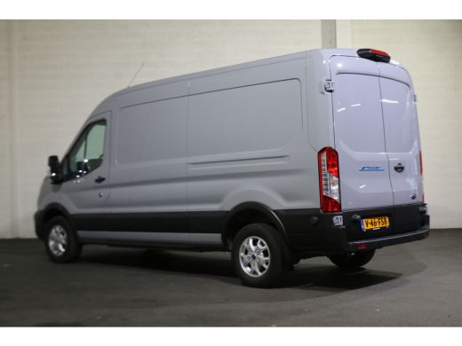 Ford E-Transit 350 L3 H2 Trend 68 kWh Navigatie Adapt. Cruise 360 Camera ActivLease financial lease