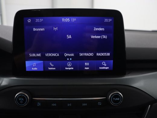 Ford Focus 1.0 EcoBoost Active | Panoramadak | Trekhaak | Stoel & stuurverwarming | B&O Sound | Carplay | Na... ActivLease financial lease