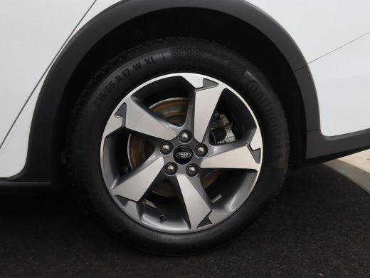 Ford Focus 1.0 EcoBoost Active | Panoramadak | Trekhaak | Stoel & stuurverwarming | B&O Sound | Carplay | Na... ActivLease financial lease