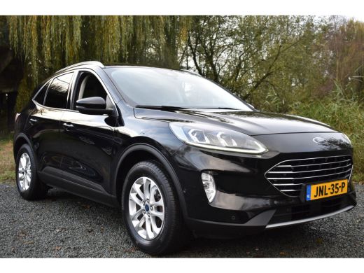 Ford Kuga 1.5 ECOBLUE 120PK AUT. TITANIUM HEAD-UP/NAVI/CAMERA ActivLease financial lease