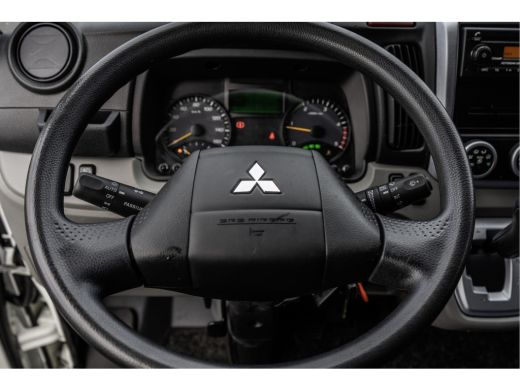 FUSO Canter 3C15 | Bakwagen met laadklep | Automaat | 1000KG Laadklep | Airco ActivLease financial lease