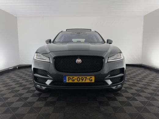 Jaguar F-PACE 2.0 Portfolio Black-line AWD 25d (INCL-BTW) Aut. *PANO | HEAD-UP | LUXURY-LEATHER | BLIND-SPOT | ... ActivLease financial lease