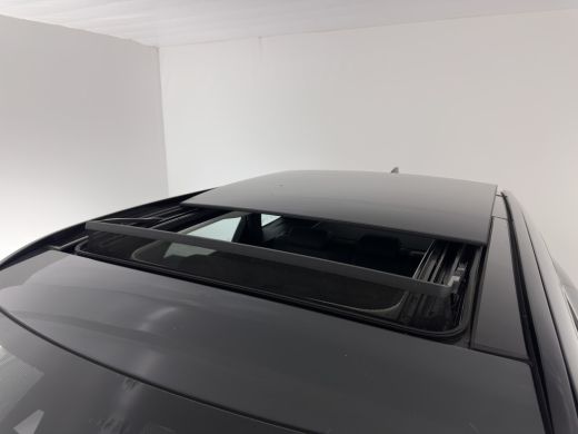 Jaguar F-PACE 2.0 Portfolio Black-line AWD 25d (INCL-BTW) Aut. *PANO | HEAD-UP | LUXURY-LEATHER | BLIND-SPOT | ... ActivLease financial lease