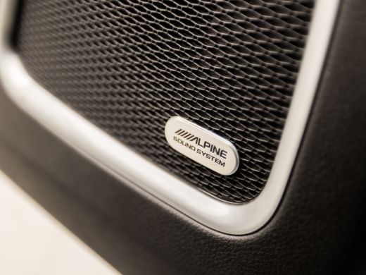 Jeep Compass 4xe 240 Plug-in Hybrid Electric Upland 240Pk Automaat (VIRTUAL COCKPIT, APPLE CARPLAY, ALPINE AUD... ActivLease financial lease