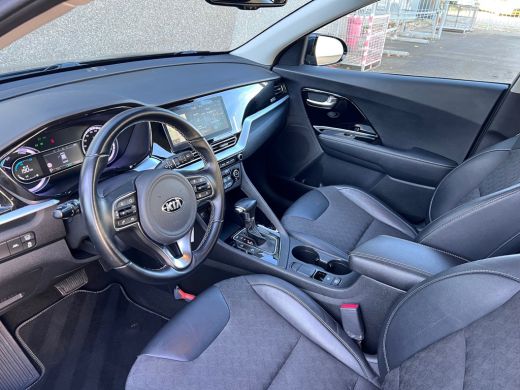 Kia Niro 1.6 GDi Hybrid DynamicLine/Trekhaak/Adaptive/Carplay/Camera/led ActivLease financial lease