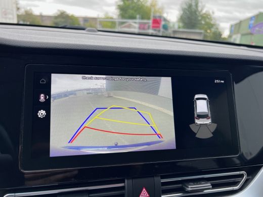 Kia Niro 1.6 GDi Hybrid DynamicLine/Trekhaak/Adaptive/Carplay/Camera/led ActivLease financial lease