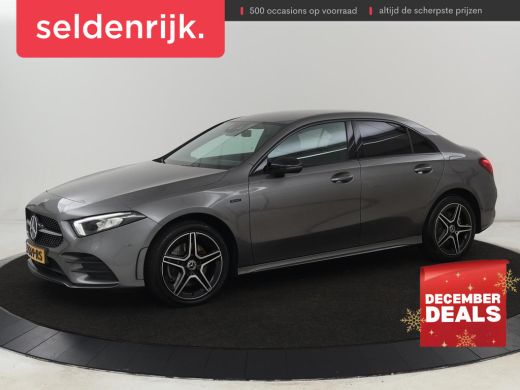 Mercedes-Benz A-Klasse 250e AMG Limited | Carplay | Stoelverwarming | Leder/Alcantara | Widescreen | Sfeerverlichting | ...
